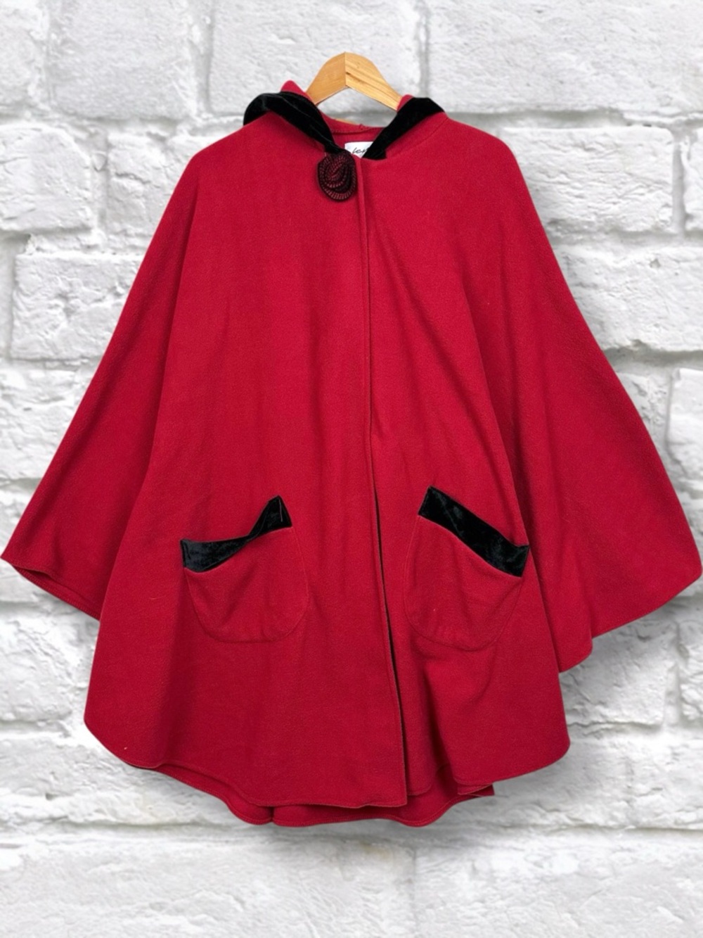 Le Moda Red Hooded Floral Crochet Oversized Cozy Warm Cape Poncho With Pockets